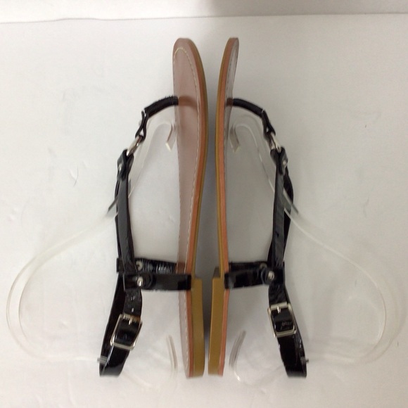 Lauren Ralph Lauren Black Patent Thong Sandals, 8.5B - Picture 5 of 8